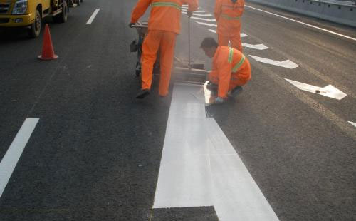 工业园区丙烯酸标线涂料